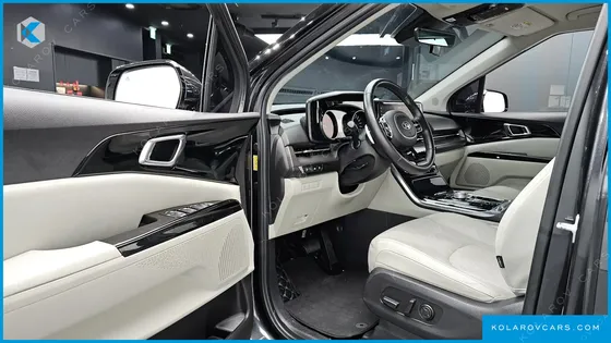 KIA CARNIVAL DIESEL 9-SEATER NOBLESSE