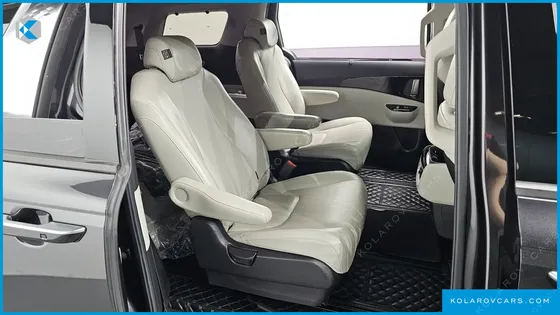 KIA CARNIVAL DIESEL 9-SEATER NOBLESSE