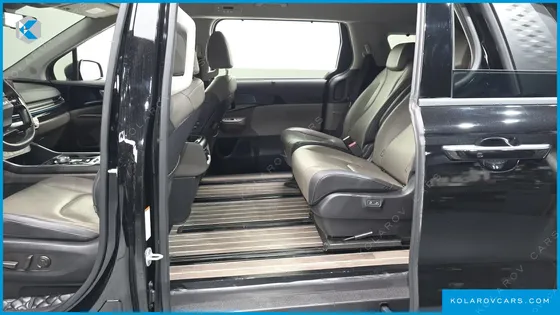 KIA CARNIVAL HEV 9SEATER GRAVITY