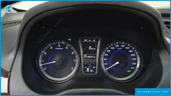 HYUNDAI GRANDEUR HG240 MODERN COLLECTION