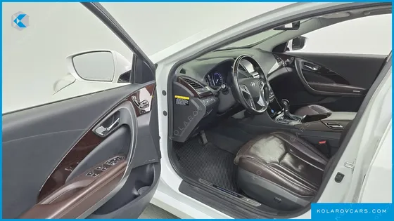HYUNDAI GRANDEUR HG240 MODERN COLLECTION