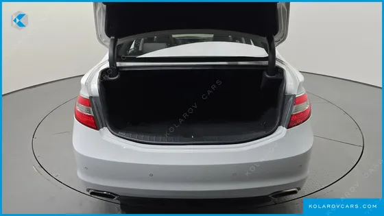 HYUNDAI GRANDEUR HG240 MODERN COLLECTION