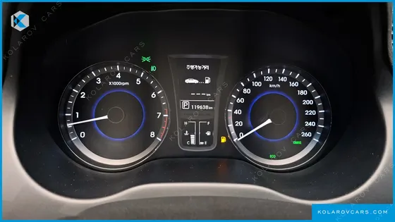 HYUNDAI GRANDEUR HG240 LUXURY