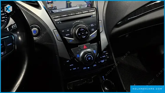 HYUNDAI GRANDEUR HG240 LUXURY