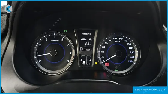 HYUNDAI GRANDEUR HG240 LUXURY