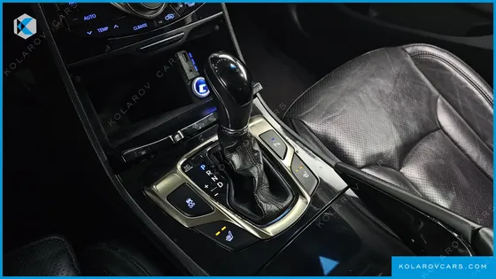 HYUNDAI GRANDEUR HG240 LUXURY