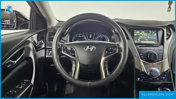 HYUNDAI GRANDEUR HG240 LUXURY