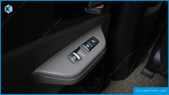KIA CARNIVAL HEV 9SEATER NOBLESS