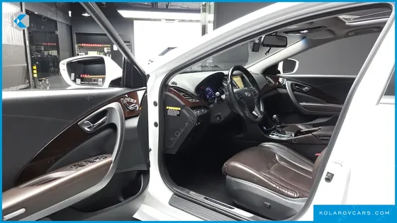 HYUNDAI GRANDEUR HG220 DIESEL PREMIUM