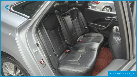 HYUNDAI GRANDEUR HG240 MODERN COLLECTION
