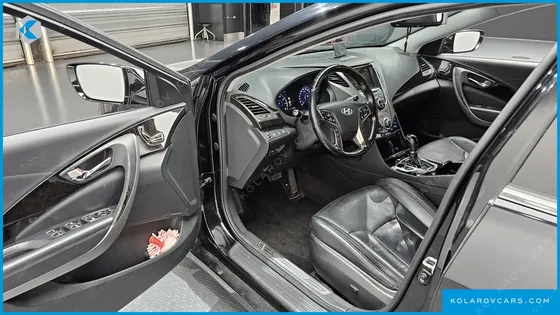 HYUNDAI GRANDEUR HG300 NOBLE