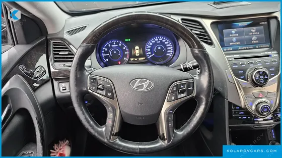HYUNDAI GRANDEUR HG300 NOBLE