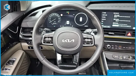 KIA CARNIVAL DIESEL 7-SEATER SIGNATURE