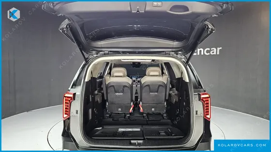 KIA CARNIVAL DIESEL 7-SEATER SIGNATURE