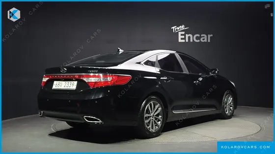 HYUNDAI GRANDEUR HG240 LUXURY