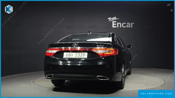 HYUNDAI GRANDEUR HG240 LUXURY