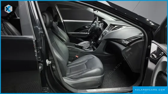 HYUNDAI GRANDEUR HG240 LUXURY