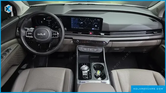 KIA CARNIVAL HEV 9SEATER NOBLESS