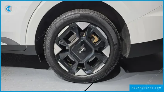 KIA CARNIVAL HEV 9SEATER NOBLESS