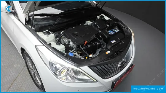 HYUNDAI GRANDEUR HG240 MODERN