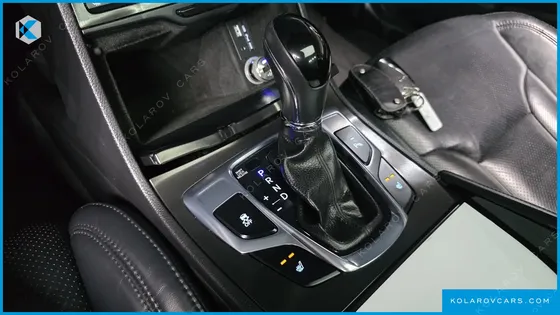 HYUNDAI GRANDEUR HG240 MODERN