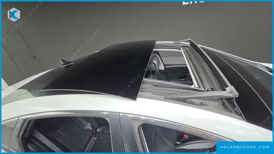 HYUNDAI GRANDEUR HG240 MODERN