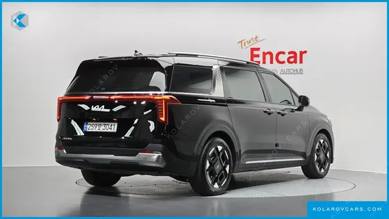 KIA CARNIVAL DIESEL 7-SEATER SIGNATURE