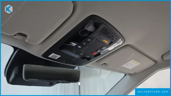 KIA CARNIVAL DIESEL 7-SEATER SIGNATURE