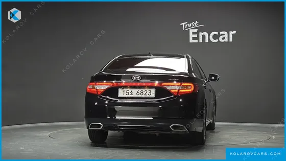 HYUNDAI GRANDEUR HG240 MODERN