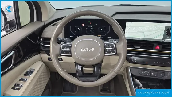 KIA CARNIVAL GASOLINE 9-SEATER SIGNATURE