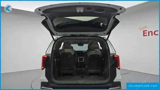 KIA CARNIVAL GASOLINE 9-SEATER SIGNATURE
