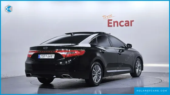 HYUNDAI GRANDEUR HG220 DIESEL PREMIUM