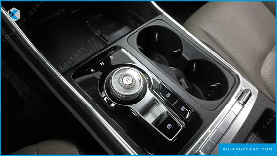 KIA CARNIVAL HEV 9SEATER SIGNATURE