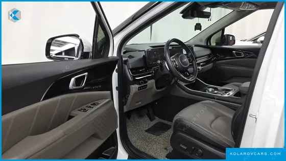 KIA CARNIVAL HEV 9SEATER SIGNATURE