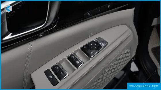 KIA CARNIVAL HEV 9SEATER GRAVITY
