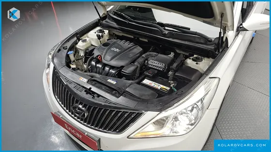 HYUNDAI GRANDEUR HG240 MODERN