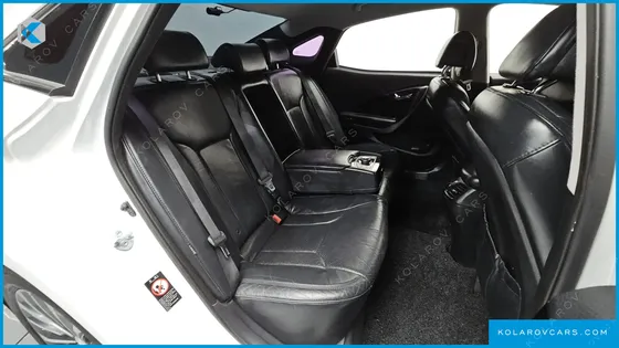HYUNDAI GRANDEUR HG240 MODERN