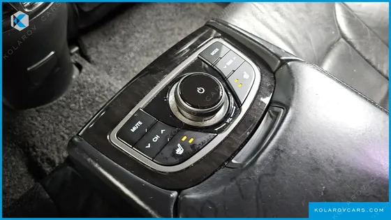 HYUNDAI GRANDEUR HG240 MODERN