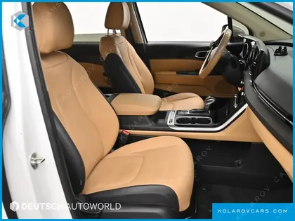 KIA CARNIVAL DIESEL 9-SEATER PRESTIGE