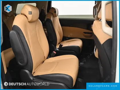 KIA CARNIVAL DIESEL 9-SEATER PRESTIGE