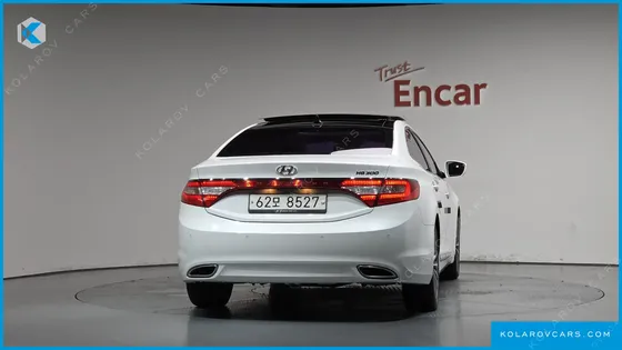 HYUNDAI GRANDEUR HG240 MODERN