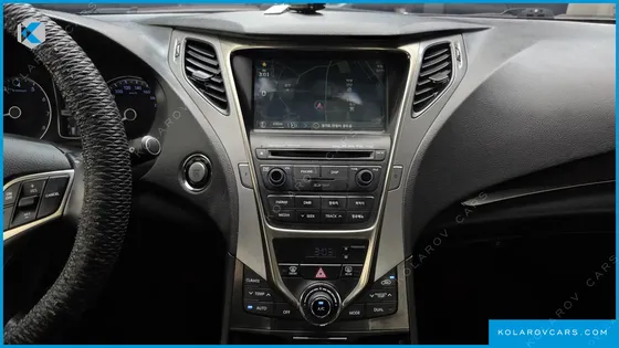 HYUNDAI GRANDEUR HG240 MODERN
