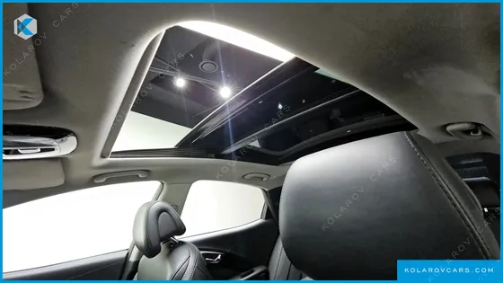 HYUNDAI GRANDEUR HG240 MODERN