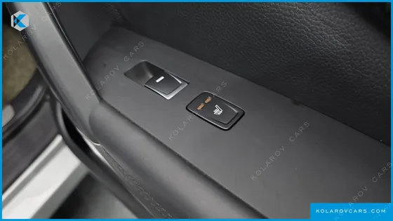 HYUNDAI GRANDEUR HG300 PREMIUM