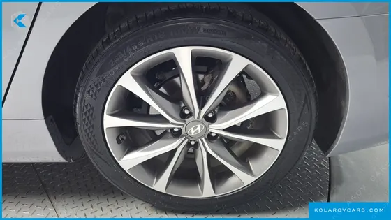 HYUNDAI GRANDEUR HG220 DIESEL PREMIUM