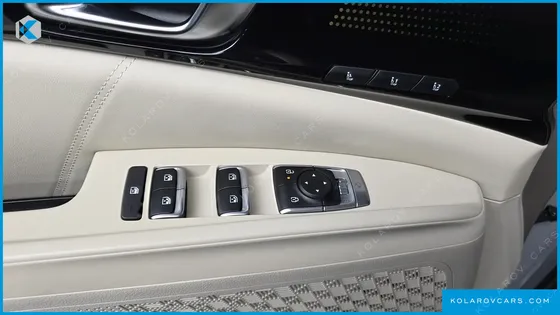 KIA CARNIVAL HEV 7SEATER GRAVITY