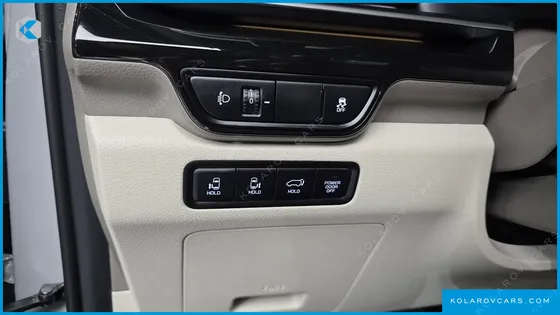 KIA CARNIVAL HEV 7SEATER GRAVITY