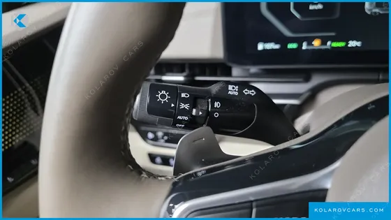 KIA CARNIVAL HEV 7SEATER GRAVITY
