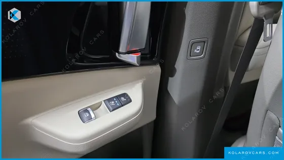 KIA CARNIVAL HEV 7SEATER GRAVITY