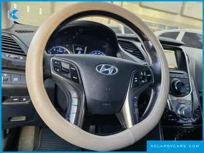 HYUNDAI GRANDEUR HG240 LUXURY